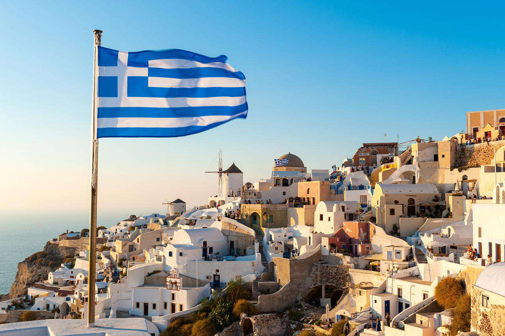 Greece’s €20 Santorini Cruise Fee